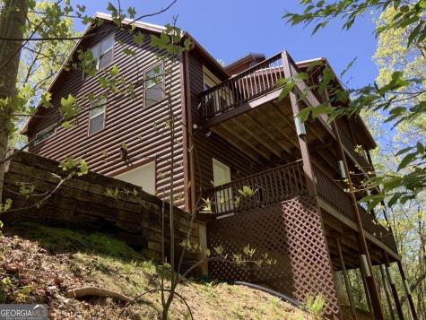 7026 Peebles Road Young Harris GA 30582