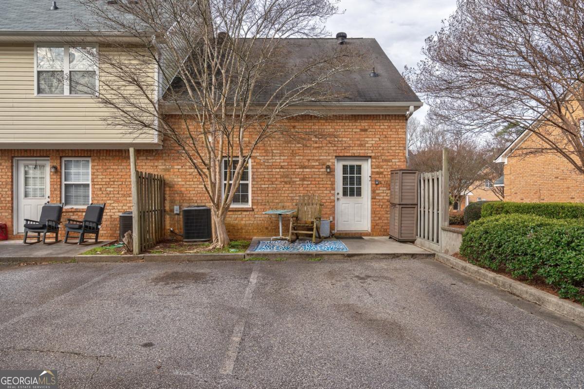 130 Logmont Trace Athens GA 30606