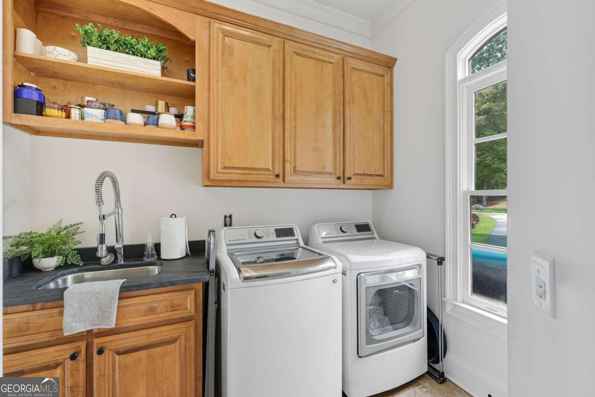 6105 Grand Marina Circle Gainesville GA 30506