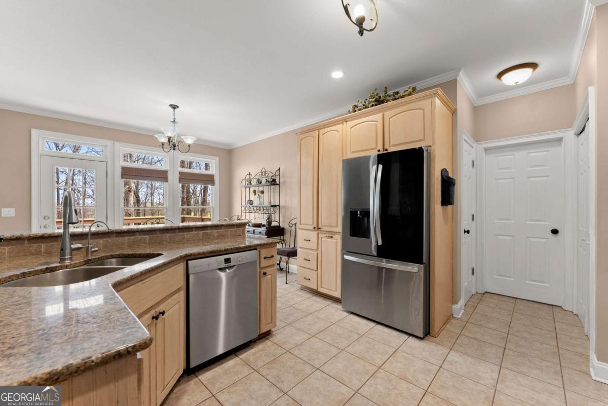 5812 Shadow Oaks Drive Murrayville GA 30564