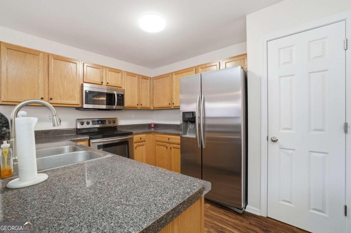 129 Princeton Avenue Adairsville GA 30103