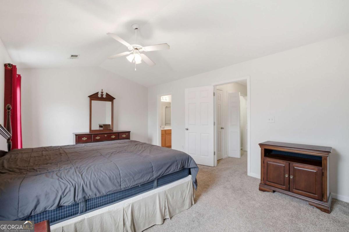 129 Princeton Avenue Adairsville GA 30103