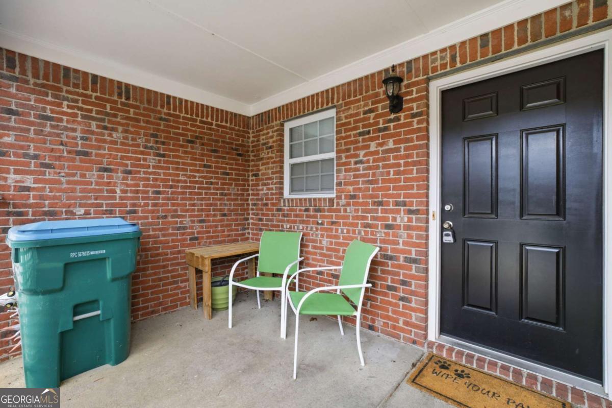129 Princeton Avenue Adairsville GA 30103