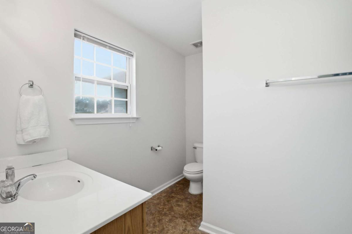129 Princeton Avenue Adairsville GA 30103