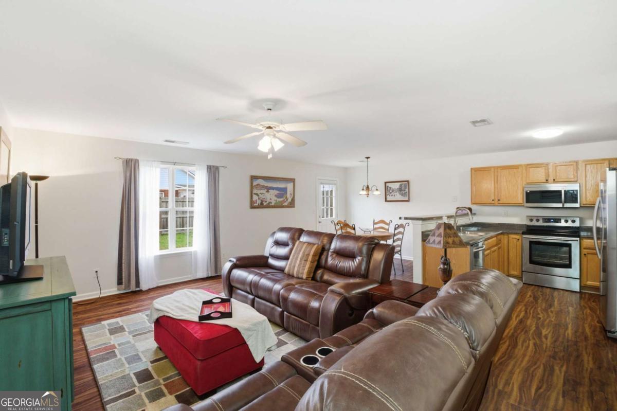 129 Princeton Avenue Adairsville GA 30103