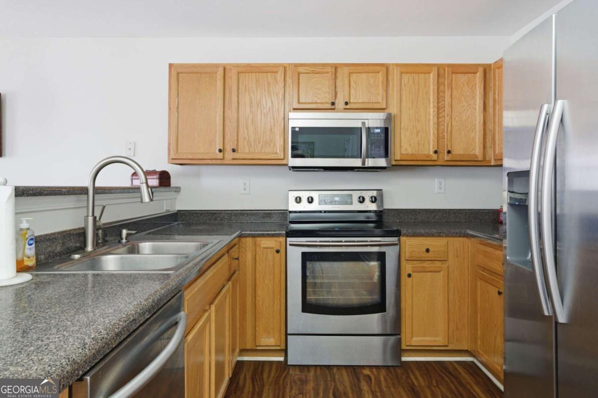 129 Princeton Avenue Adairsville GA 30103