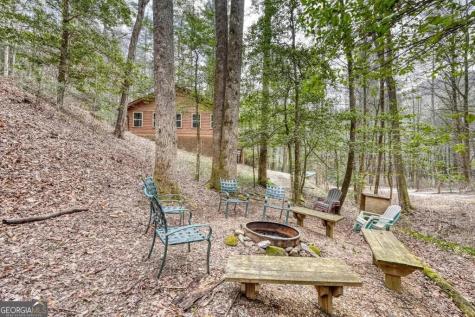 445 Helton Creek Road Blairsville GA 30512