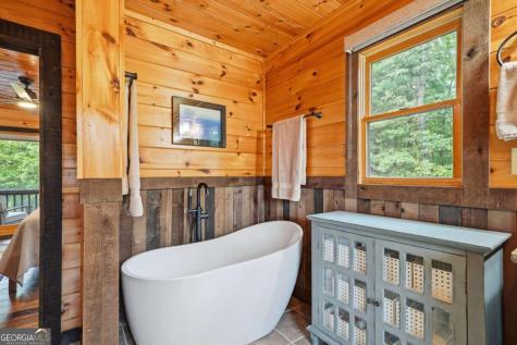 350 Kensington Drive Mineral Bluff GA 30559