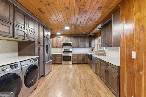 1843 Old Mobile Road Mccaysville GA 30555