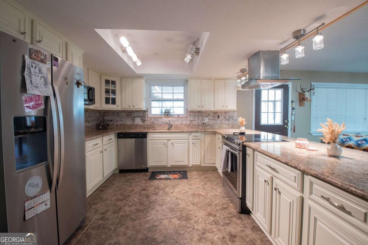 212 Wiregrass Road Folkston GA 31537