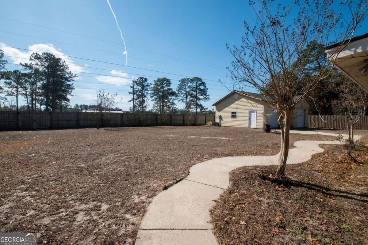 212 Wiregrass Road Folkston GA 31537