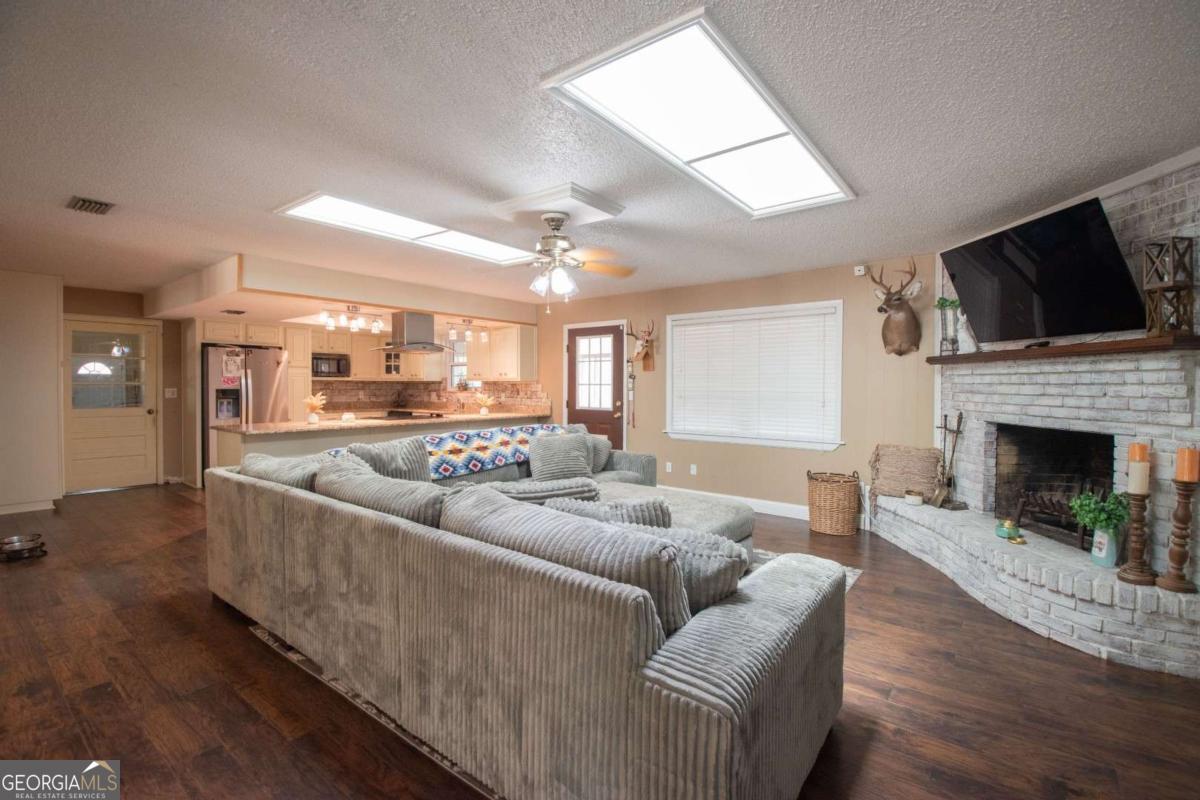 212 Wiregrass Road Folkston GA 31537