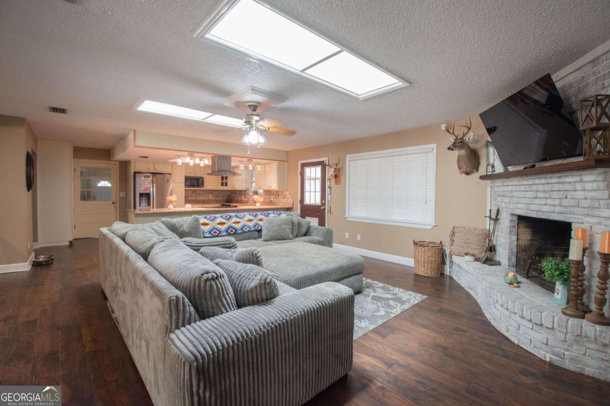 212 Wiregrass Road Folkston GA 31537