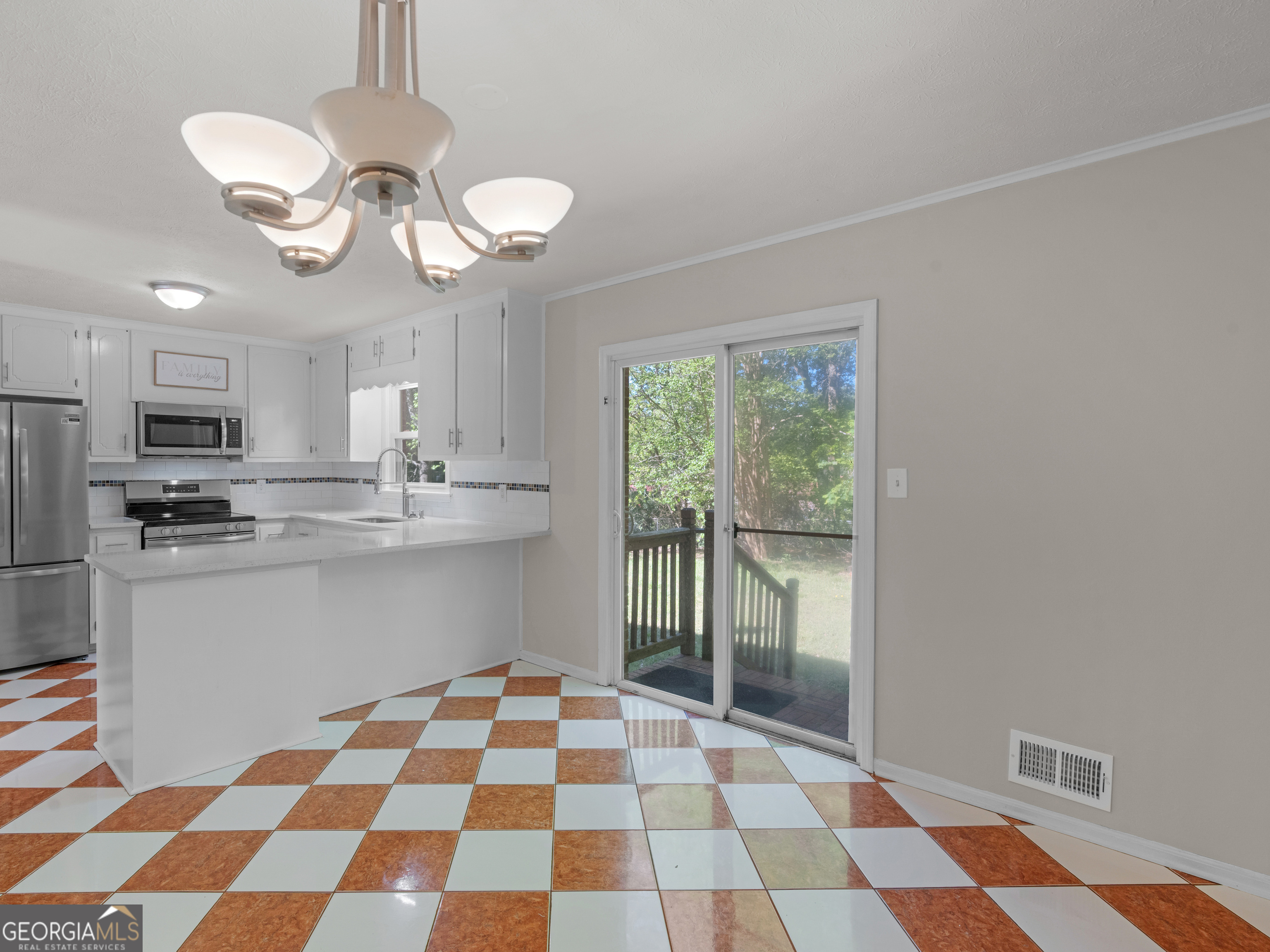 104 Julie Circle Griffin GA 30223