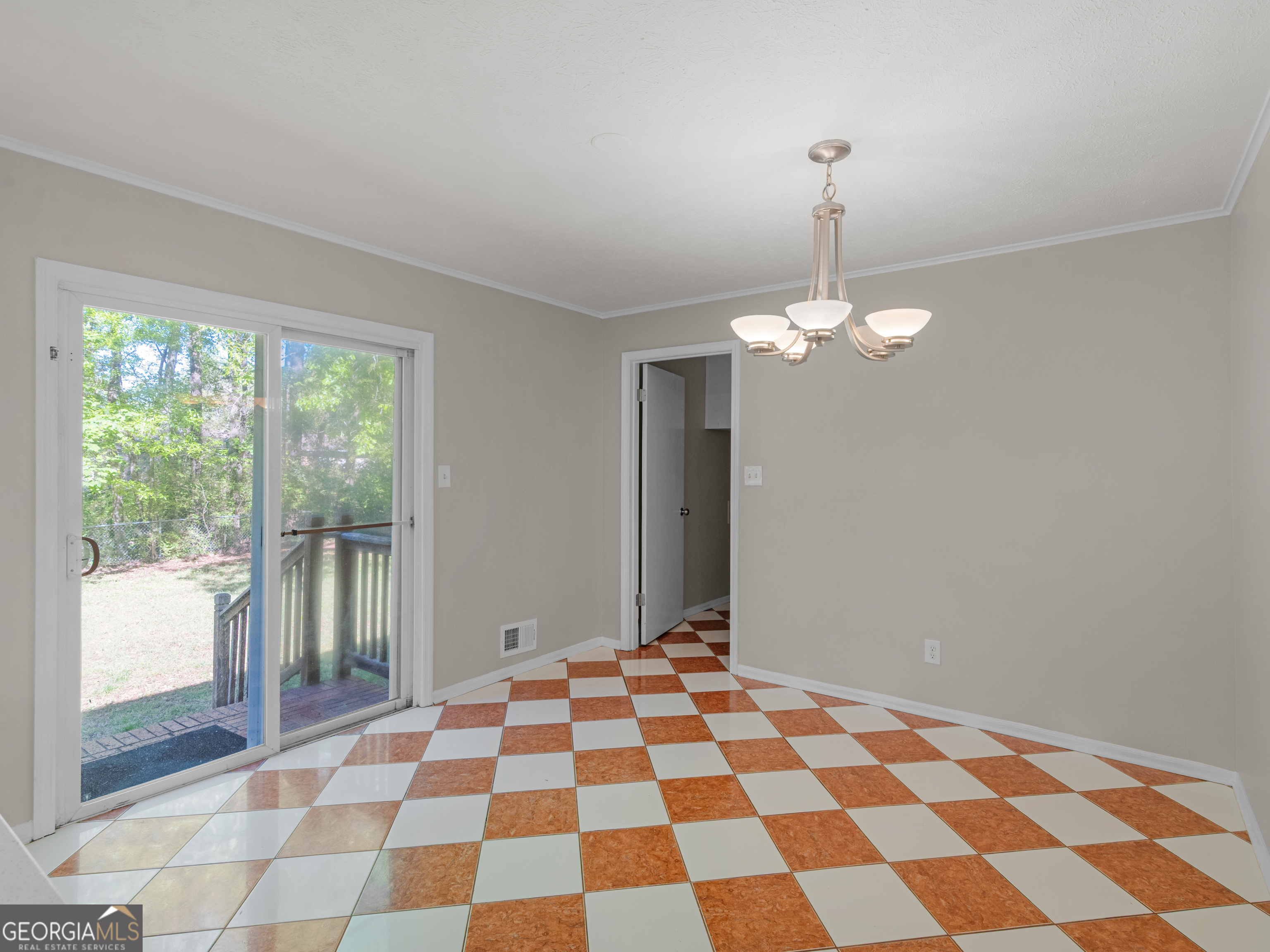 104 Julie Circle Griffin GA 30223