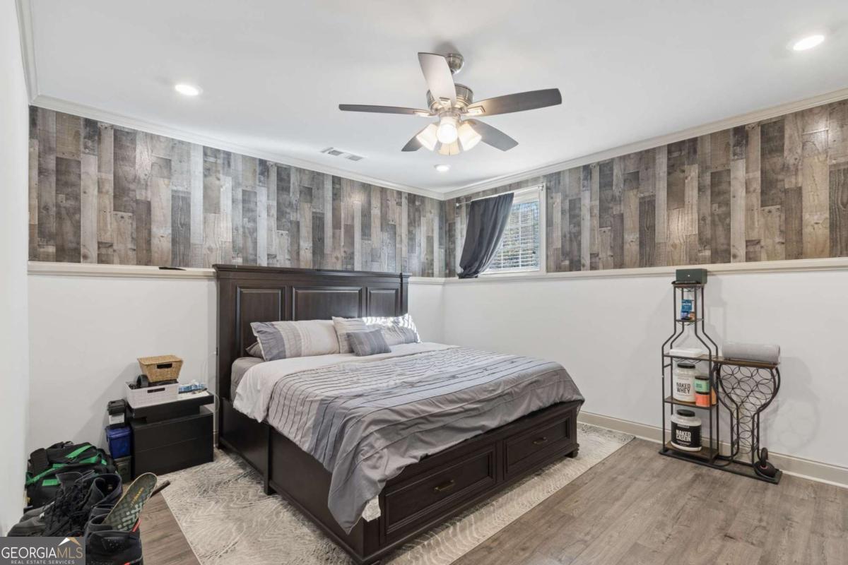 941 Persimmon Point Atlanta GA 30328