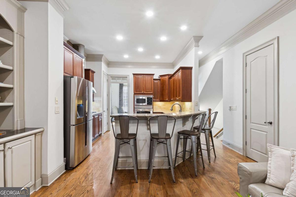 941 Persimmon Point Atlanta GA 30328