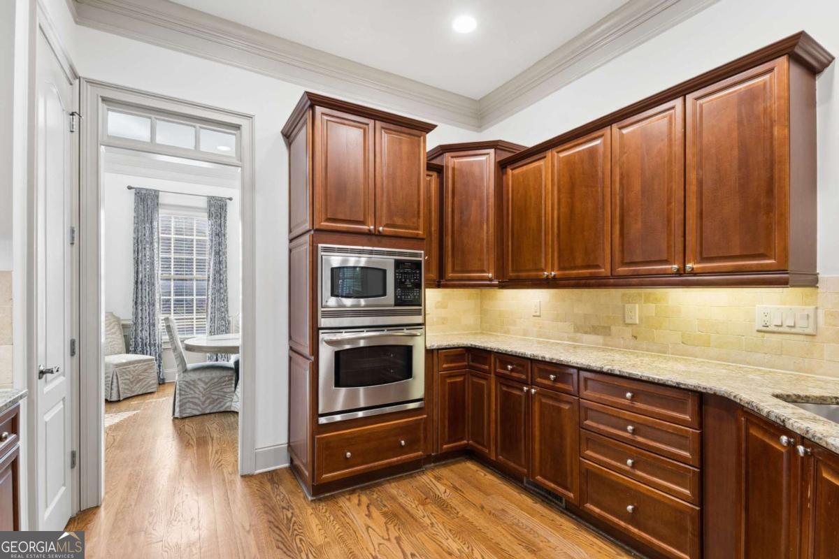 941 Persimmon Point Atlanta GA 30328