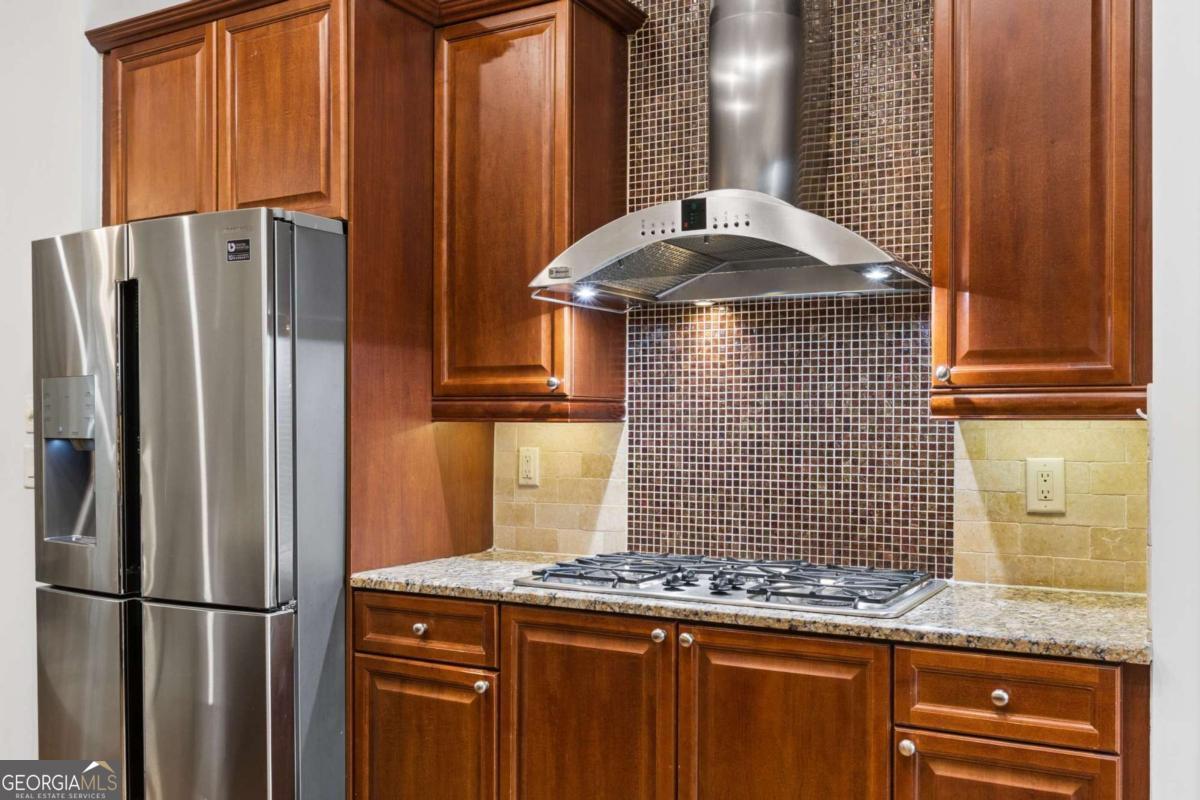 941 Persimmon Point Atlanta GA 30328