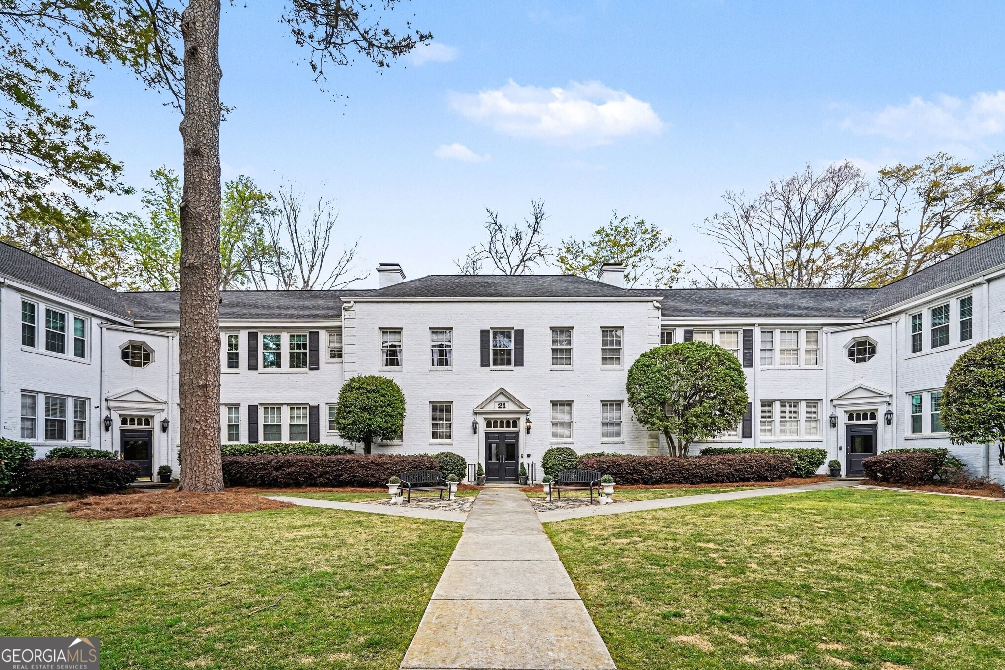 21 Peachtree Memorial Drive NW Atlanta GA 30309