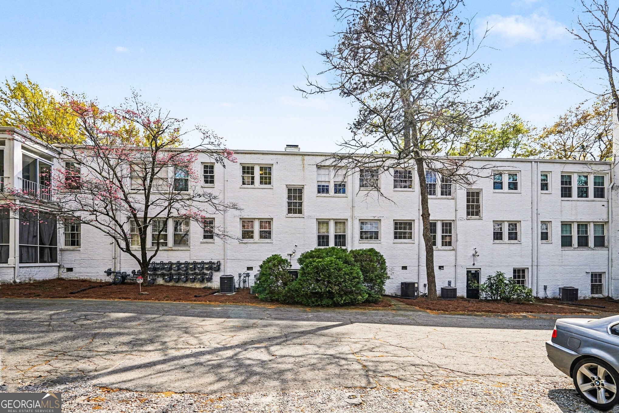 21 Peachtree Memorial Drive NW Atlanta GA 30309