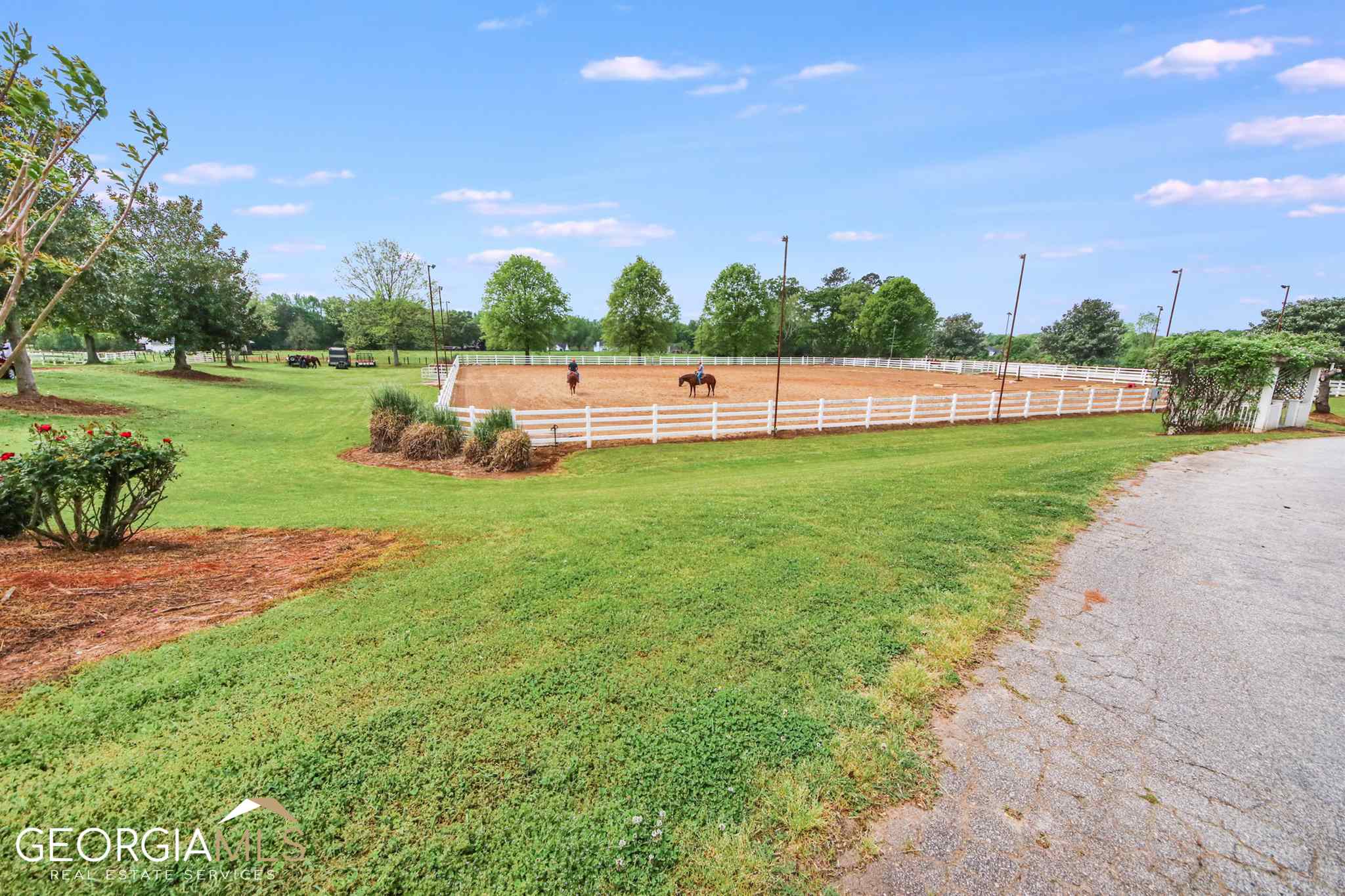 460 Dixie Road Covington GA 30014