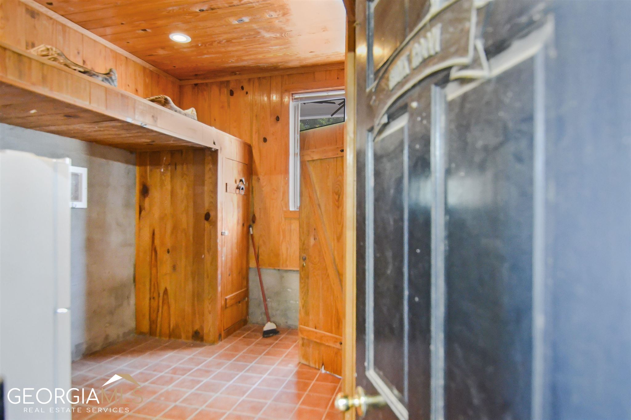 460 Dixie Road Covington GA 30014