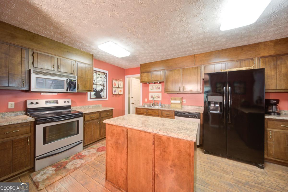 400 Matrix Circle Ellijay GA 30540