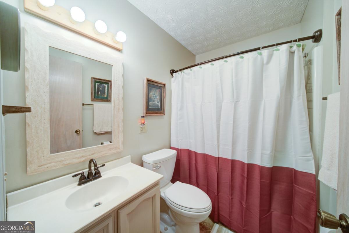 400 Matrix Circle Ellijay GA 30540