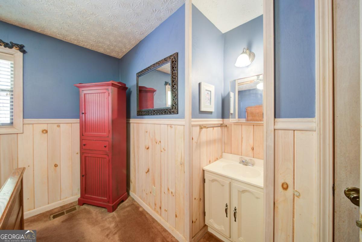 400 Matrix Circle Ellijay GA 30540