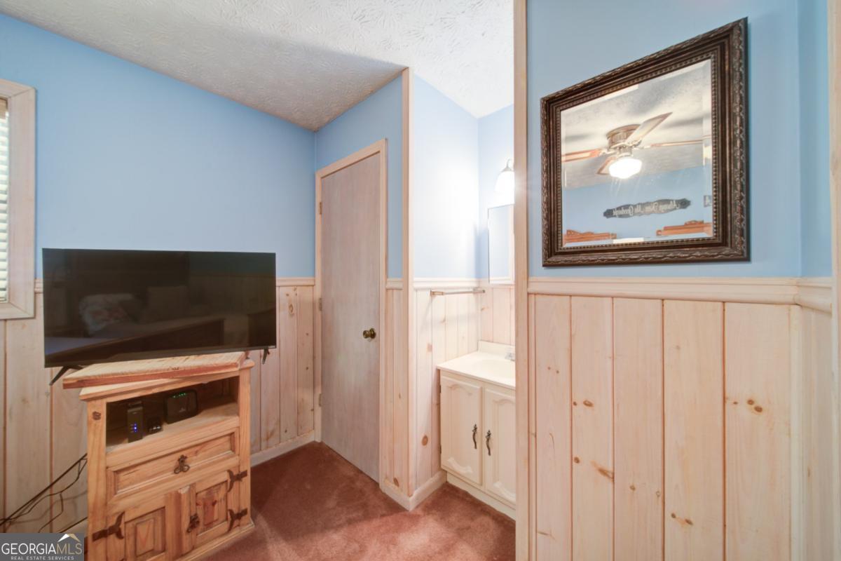 400 Matrix Circle Ellijay GA 30540