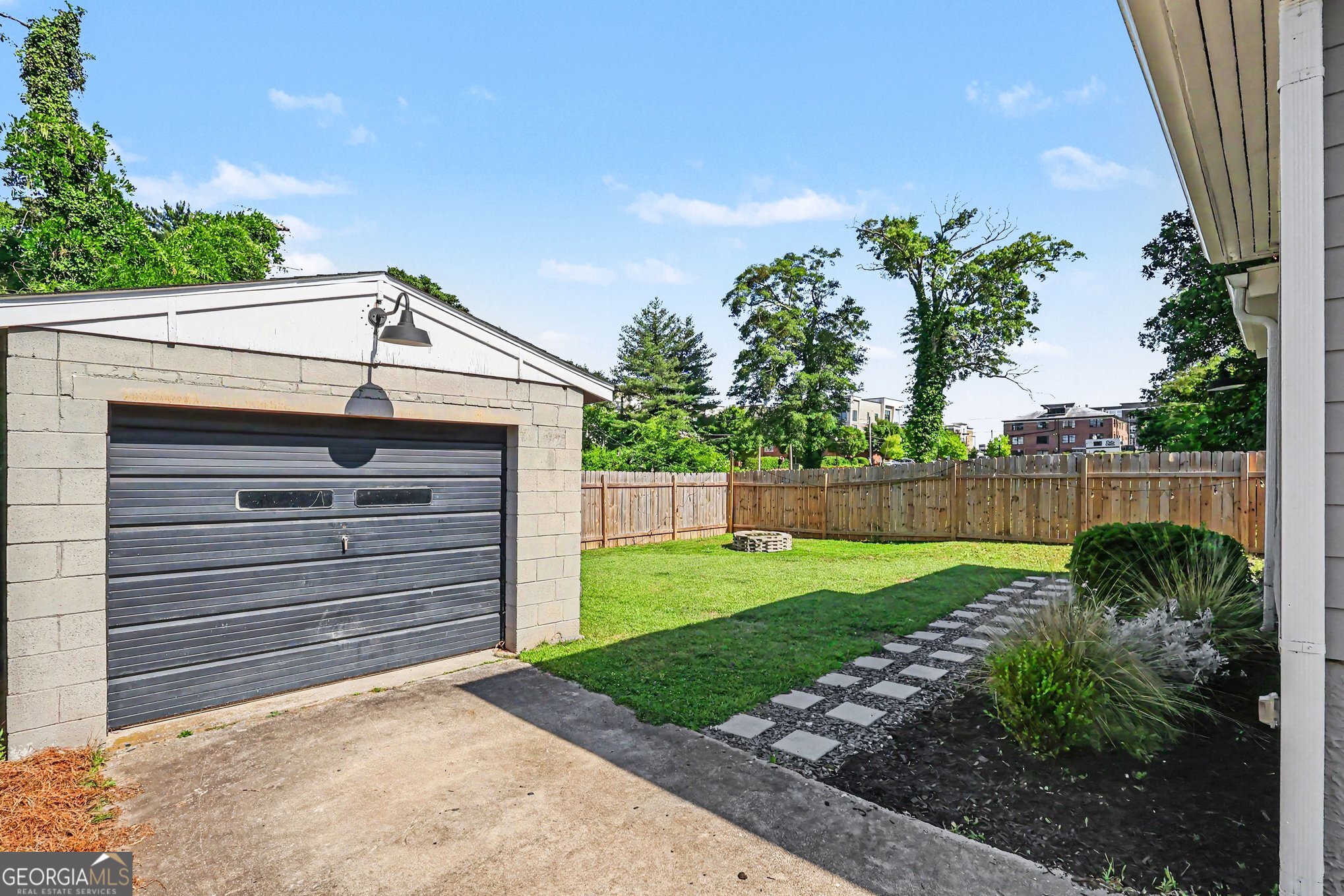 3672 E Main Street Atlanta GA 30337
