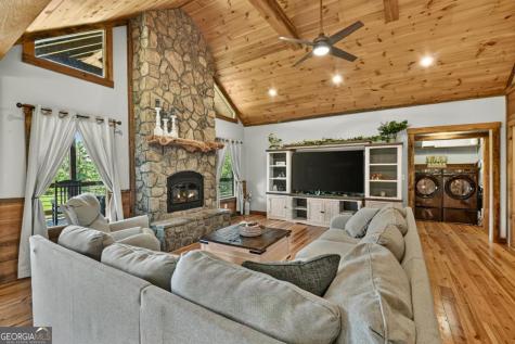777 Hamby Road Blue Ridge GA 30513