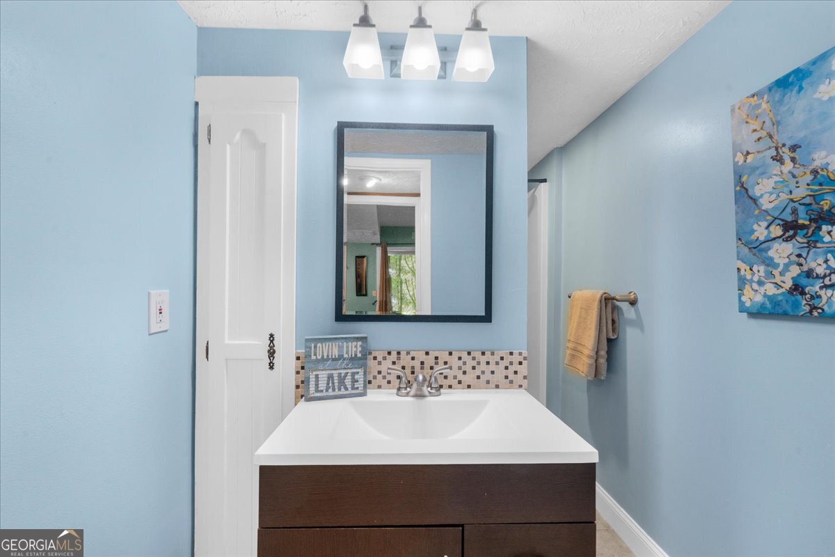 9670 Lee Circle Gainesville GA 30506