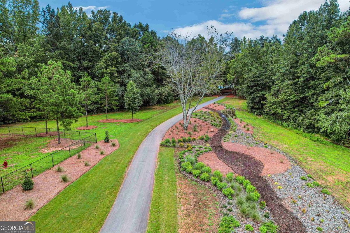 196 Coffee Lane Hoschton GA 30548
