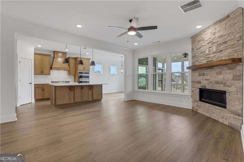 196 Coffee Lane Hoschton GA 30548