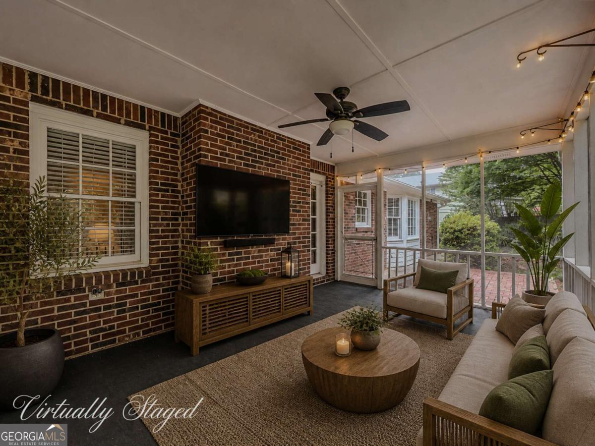 2764 Amberly Way Snellville GA 30078