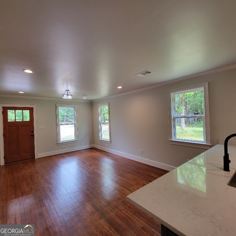 5321 S Highway 15 Siloam GA 30665