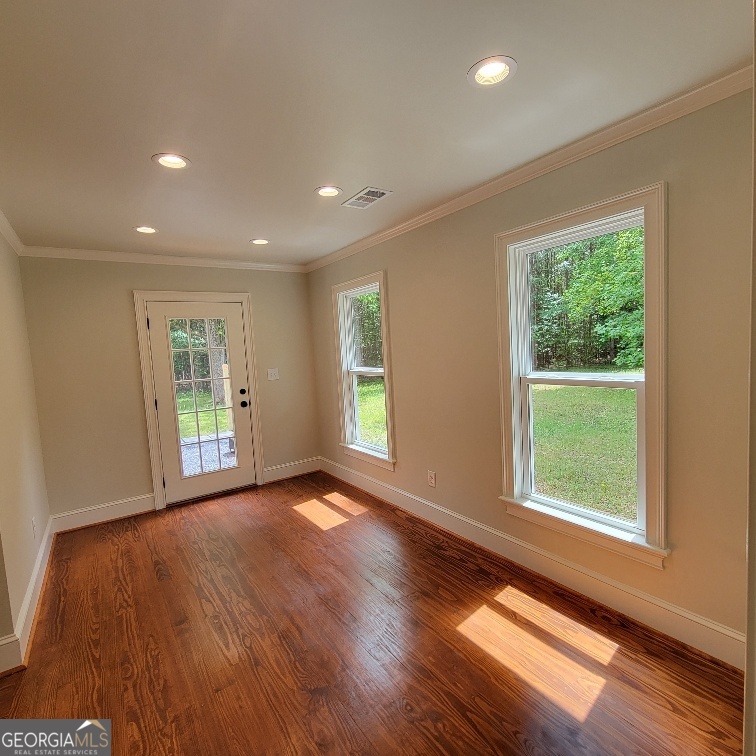 5321 S Highway 15 Siloam GA 30665