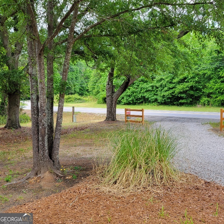 5321 S Highway 15 Siloam GA 30665