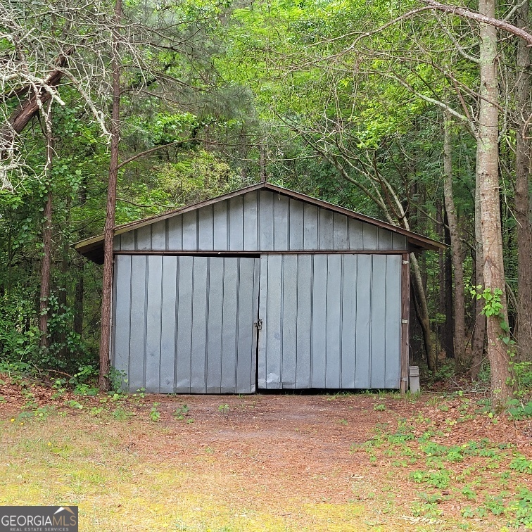 5321 S Highway 15 Siloam GA 30665