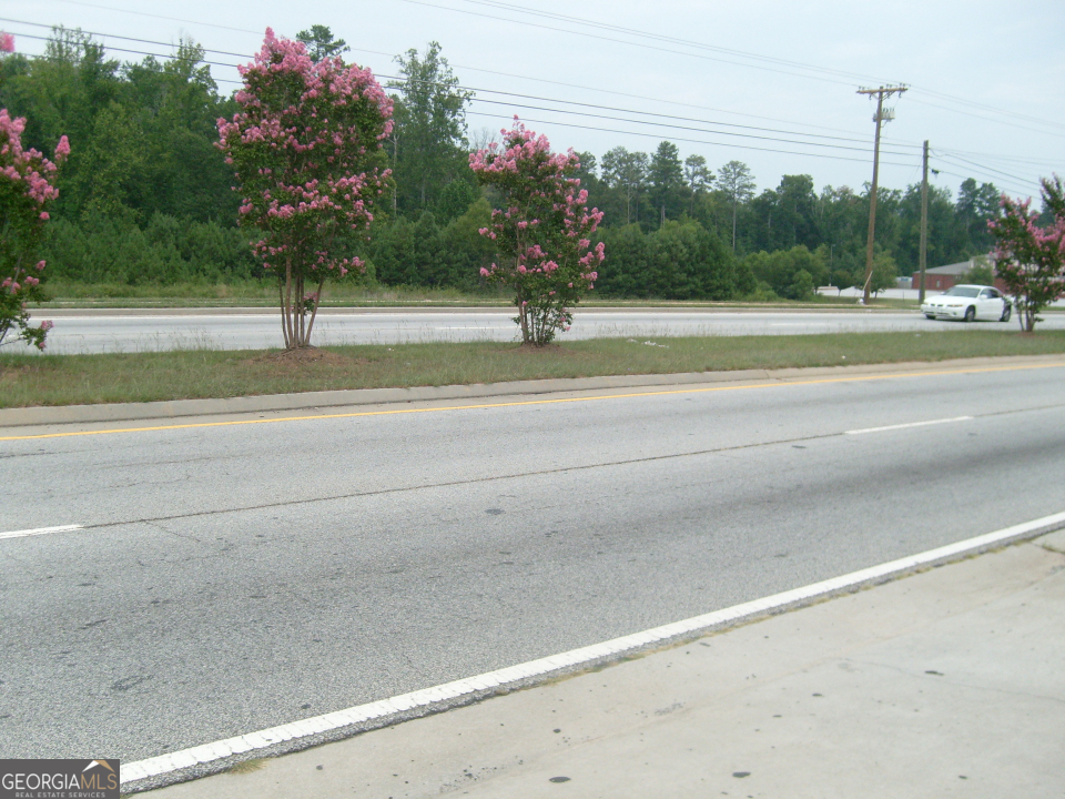 2421 Rockbridge Road SW Stone Mountain GA 30087
