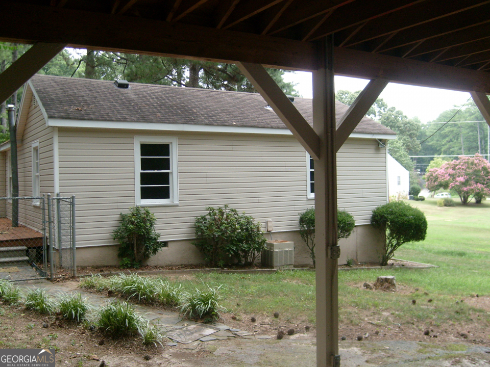 2421 Rockbridge Road SW Stone Mountain GA 30087