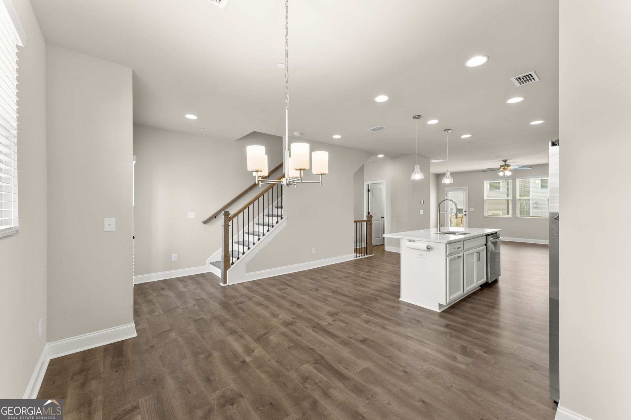 324 Hayden Circle Woodstock GA 30189