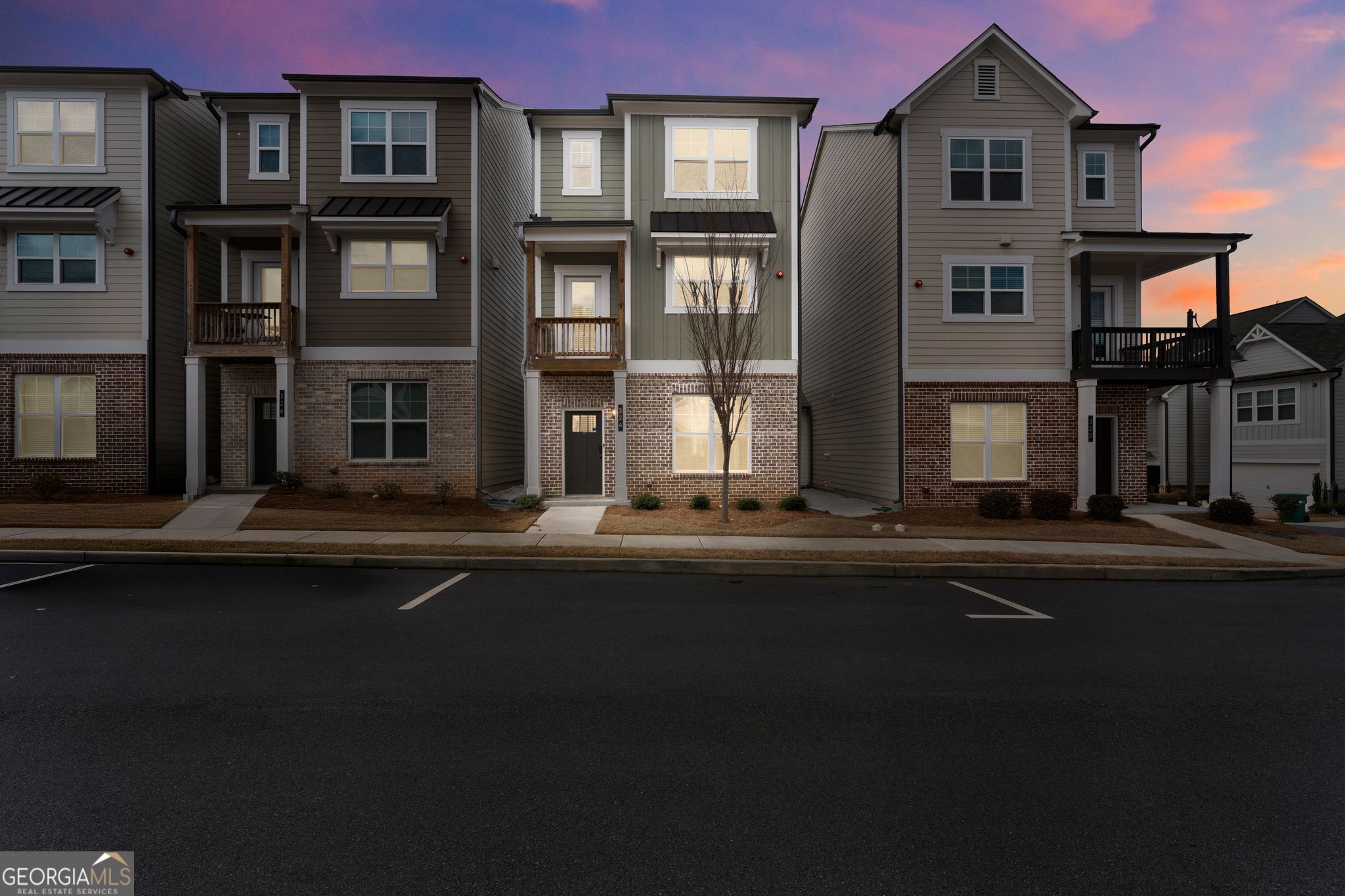 324 Hayden Circle Woodstock GA 30189