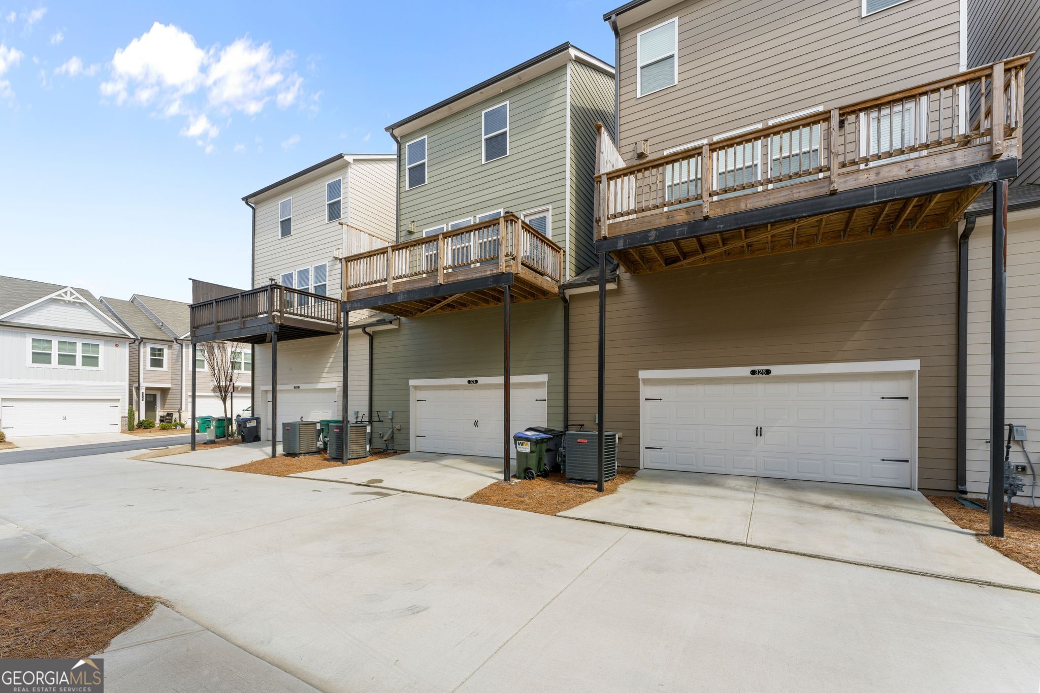 324 Hayden Circle Woodstock GA 30189