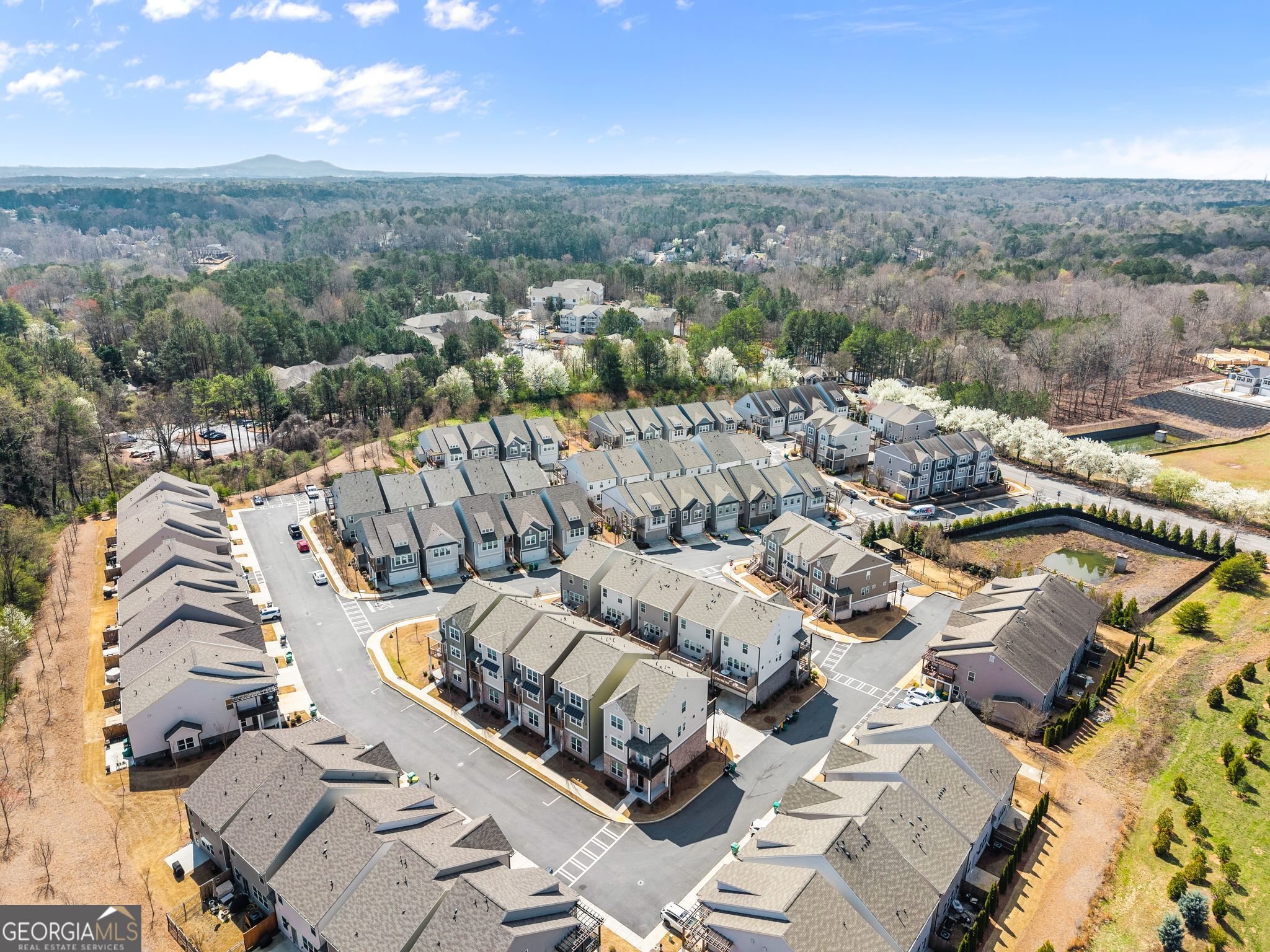 324 Hayden Circle Woodstock GA 30189