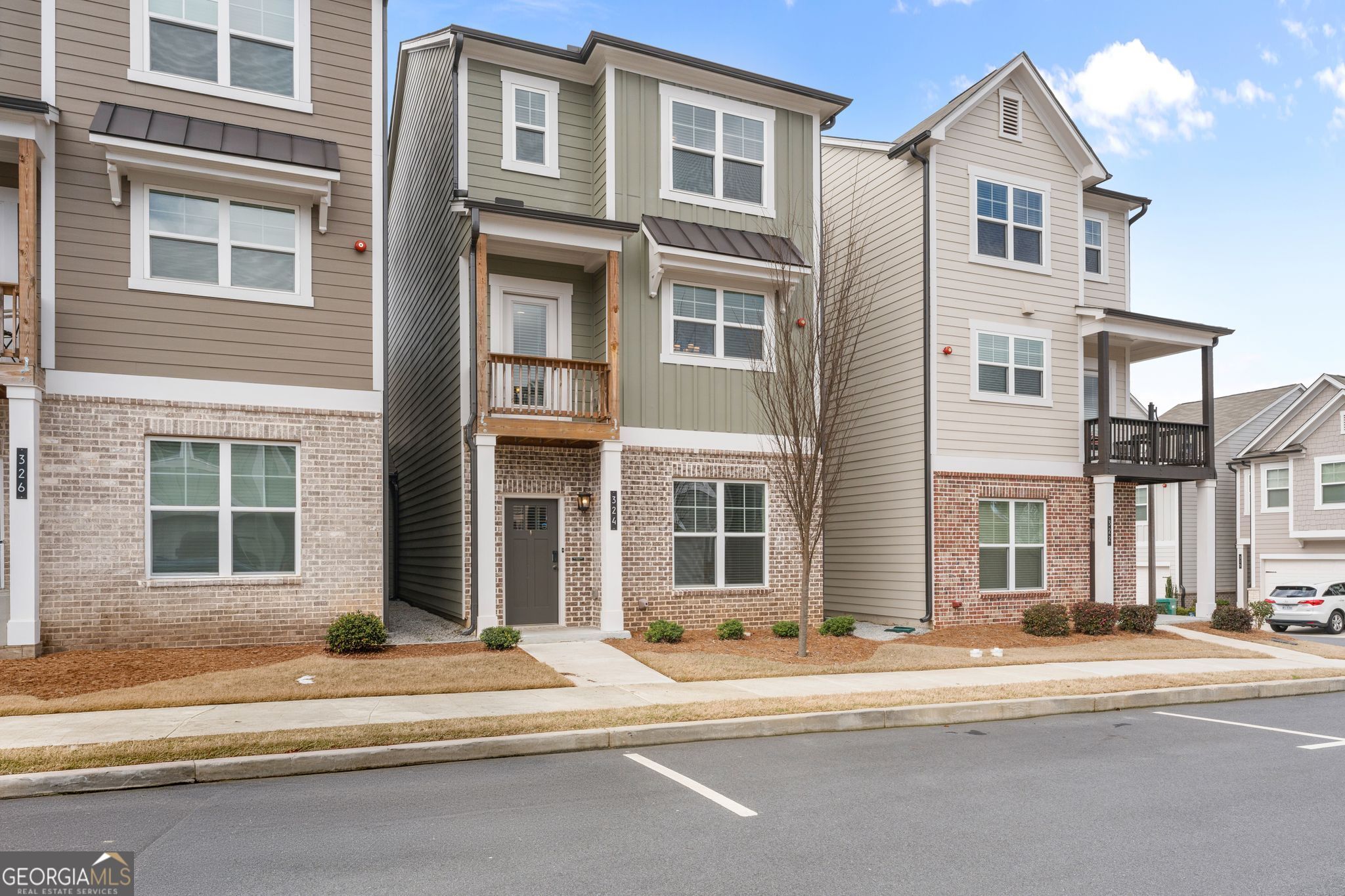 324 Hayden Circle Woodstock GA 30189
