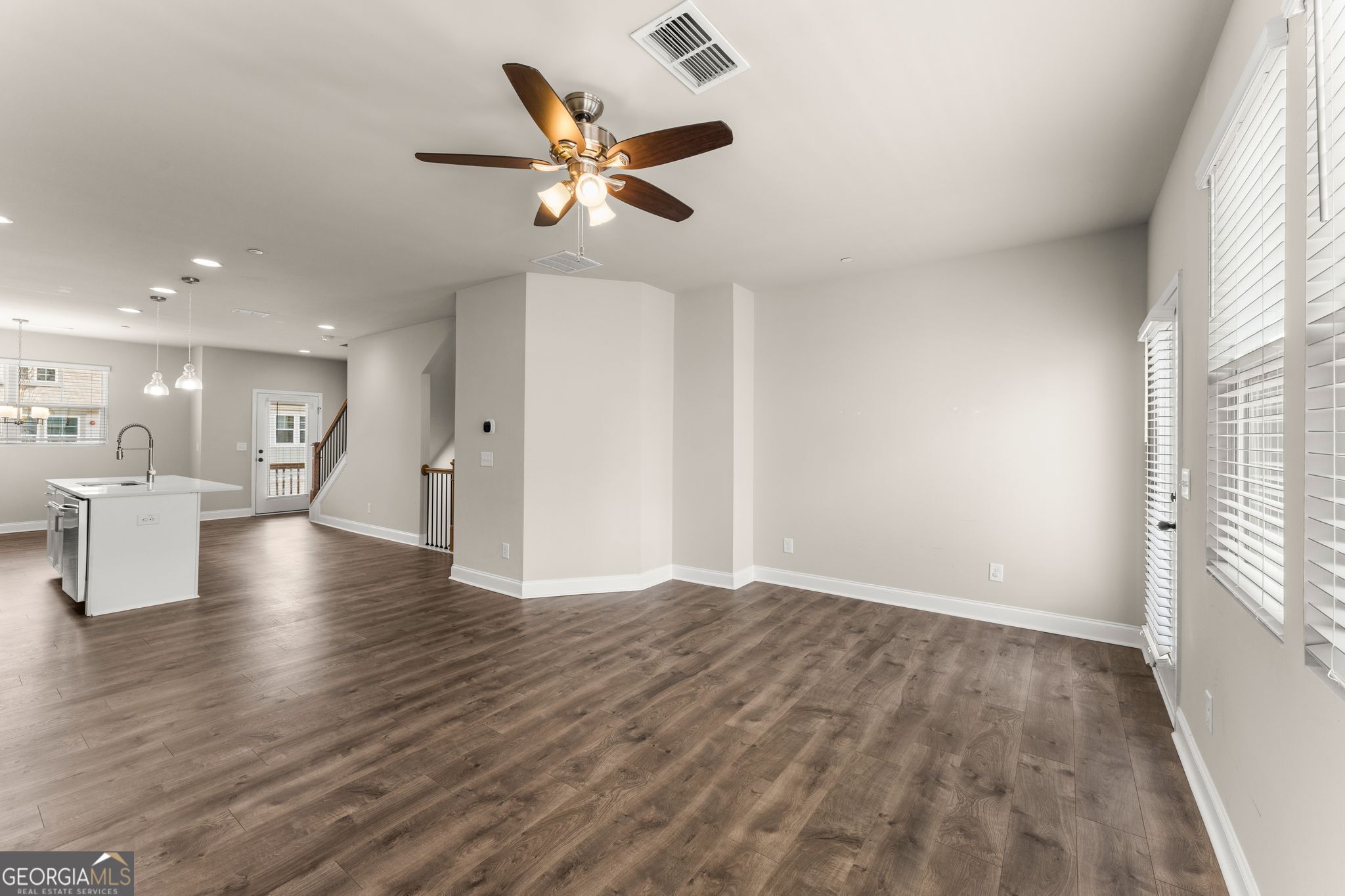 324 Hayden Circle Woodstock GA 30189
