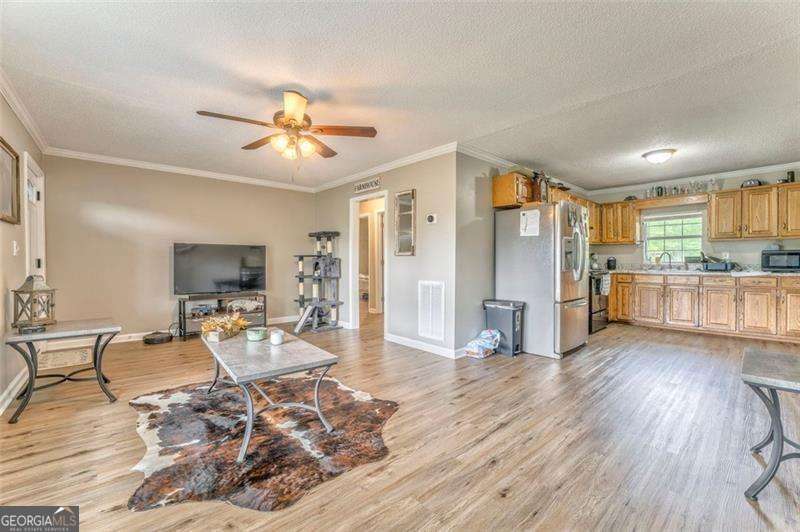 7 York Drive NE Plainville GA 30733